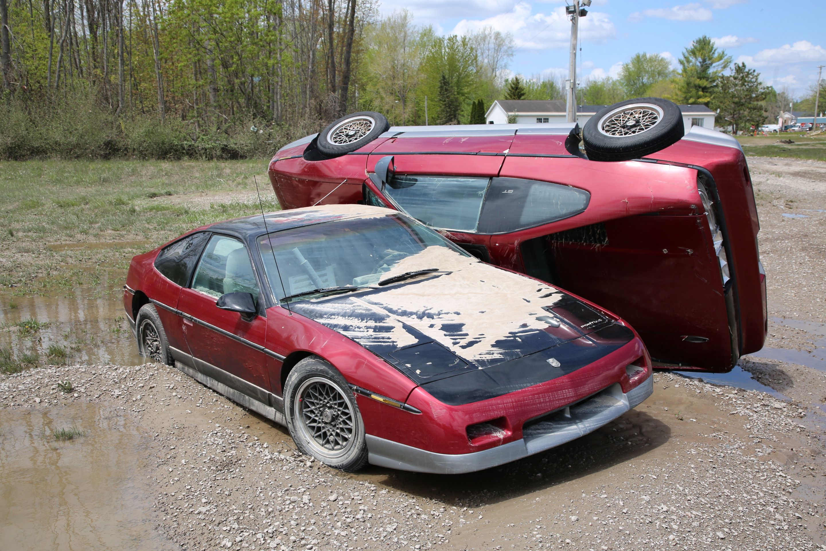 Man's Pontiac Fiero collection destroyed in mid-Michigan flooding