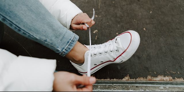 How to Clean White Converse Shoes - Best Ways to Clean Chuck Taylors