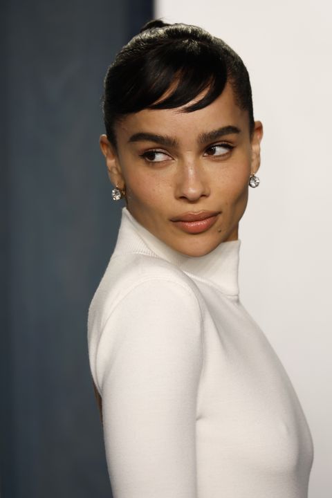 beverly hills, california march 27 zoë kravitz attends the 2022 vanity fair oscar party hosted by radhika jones at wallis annenberg center for the performing arts on march 27, 2022 in beverly hills, california