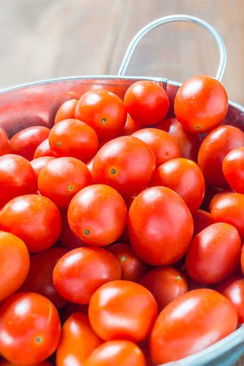 types of tomatoes like cherry tomatoes
