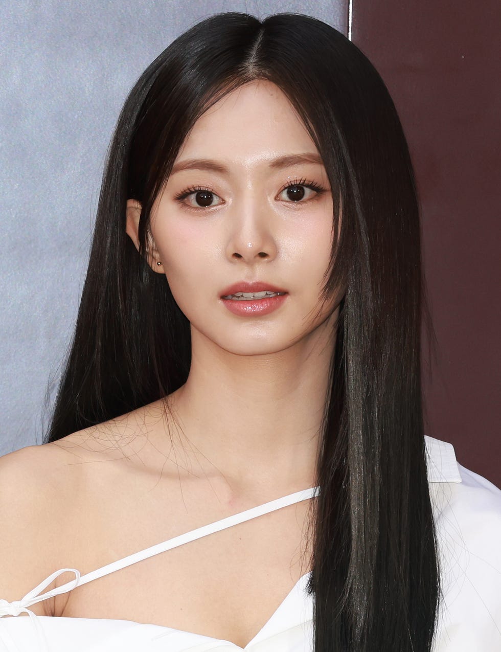色白肌　美女 