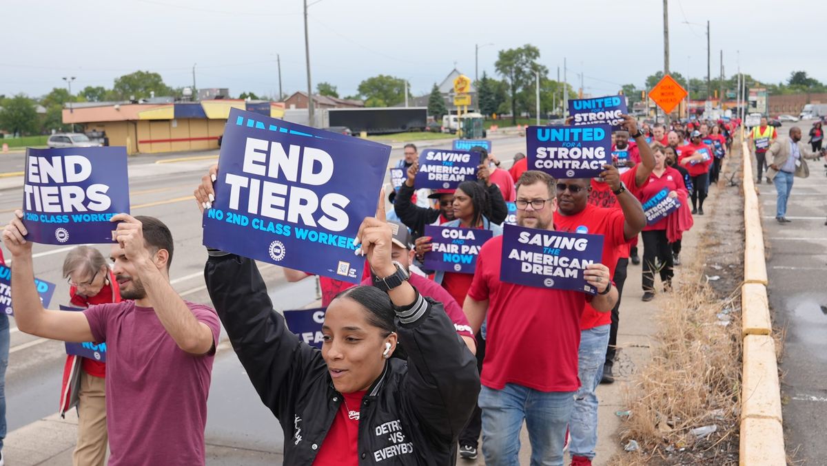 UAW Strikes Detroit Three, All at Once