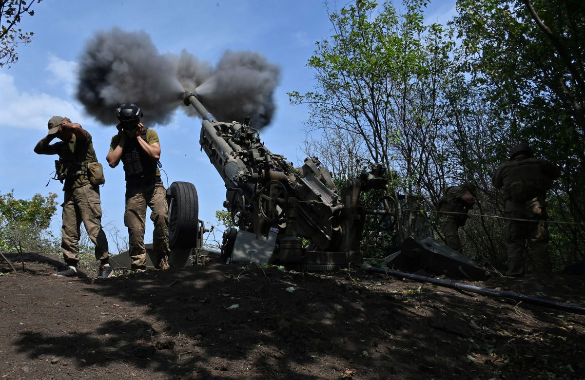 U.S. Troops Video Chat With Ukraine to Help Fix Its Weapons