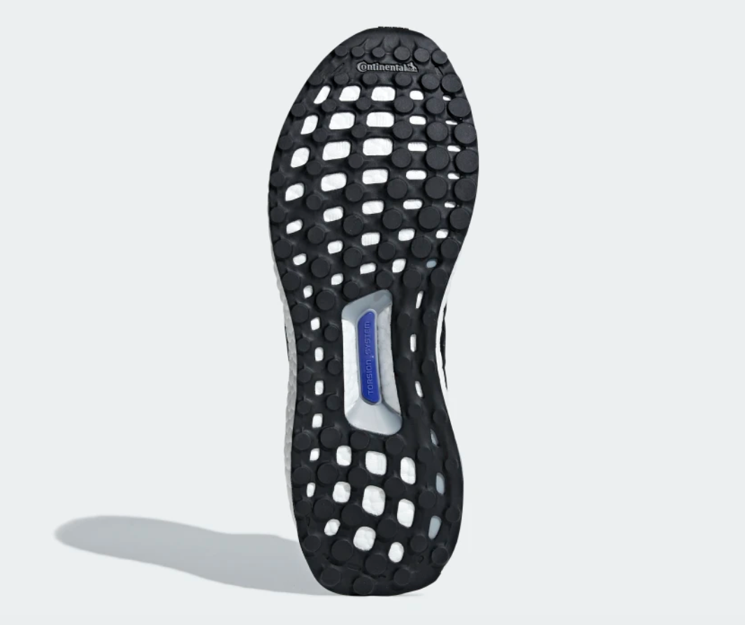 Footwear, White, Shoe, Sneakers, Athletic shoe, Sole, 