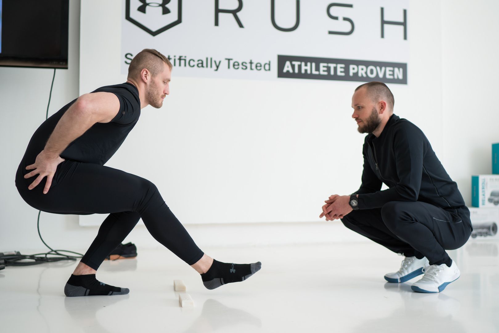 Darse prisa Europa Cubo Under Armour Rush Launch Experiment to Train Like a Pro Athlete