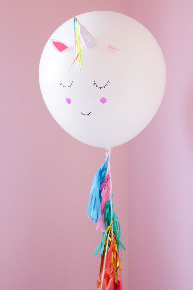 unicorn balloons - unicorn party ideas
