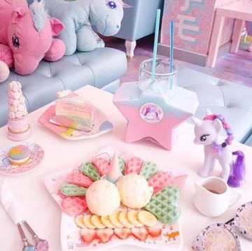 Pink, Product, Table, Sweetness, Food, Room, Brunch, Furniture, Party, Cuisine, 