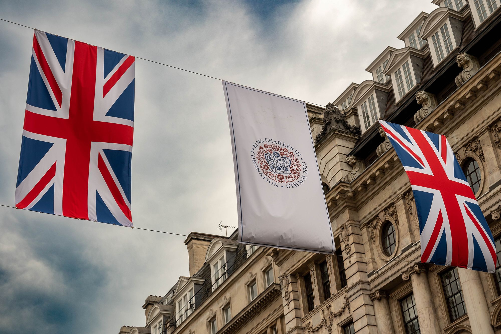 Royal Standard Flag: How It's Made And Its Significance