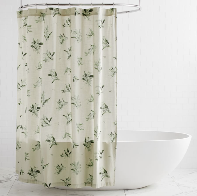https://hips.hearstapps.com/hmg-prod/images/unique-shower-curtains-1649965911.png?crop=0.902xw:1.00xh;0.0689xw,0&resize=640:*