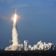 united launch alliance atlas v rocket launches from pad 41