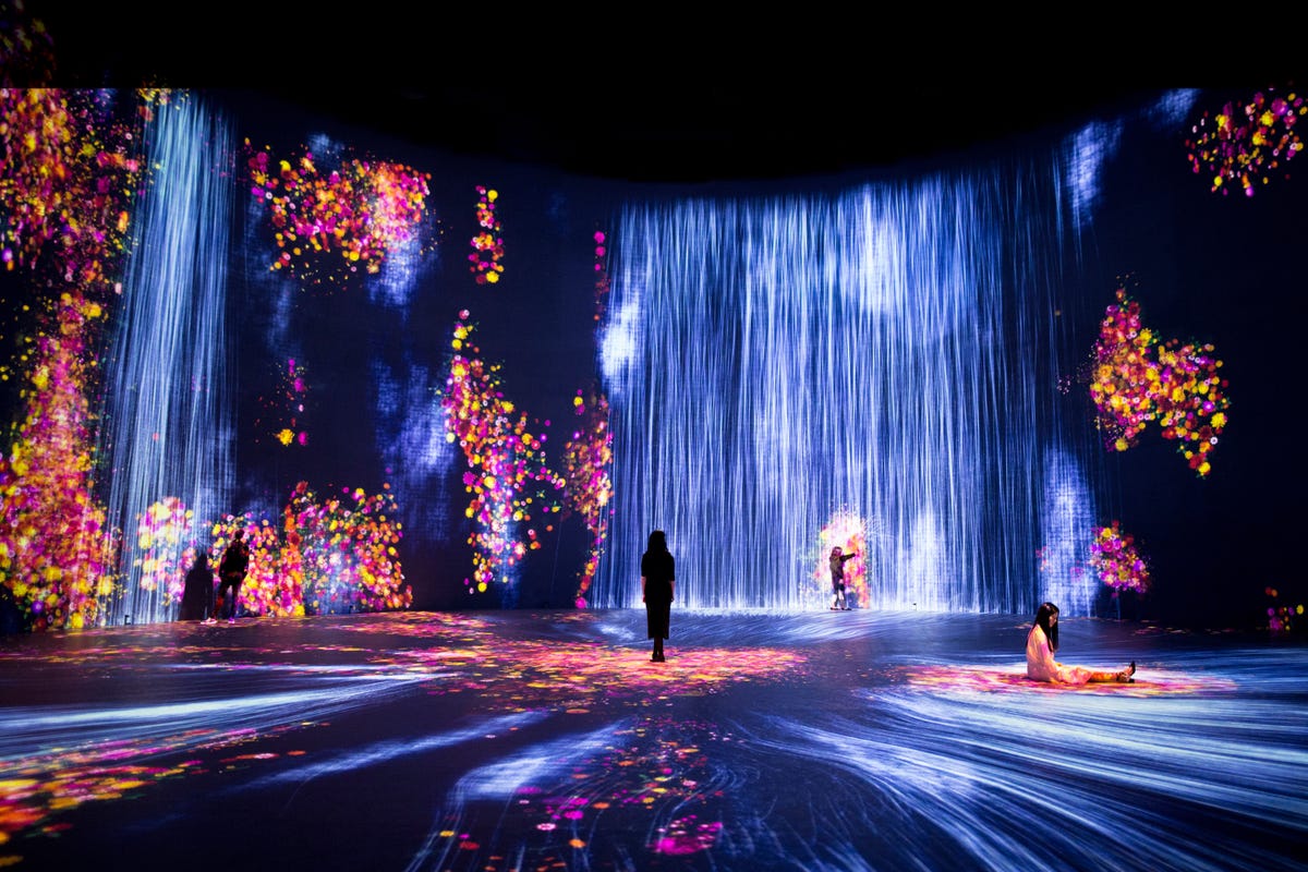 Are Immersive Art Exhibitions Replacing Traditional Museums?