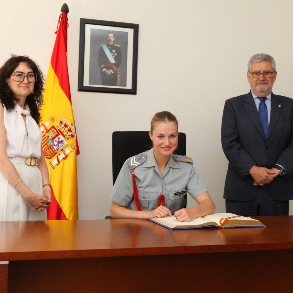 zaragoza libro honor leonor