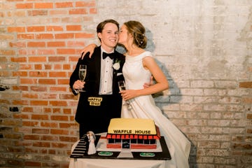 Dress, Dessert, Cake, Interaction, Baked goods, Love, Necklace, Fondant, Bride, Cake decorating, 