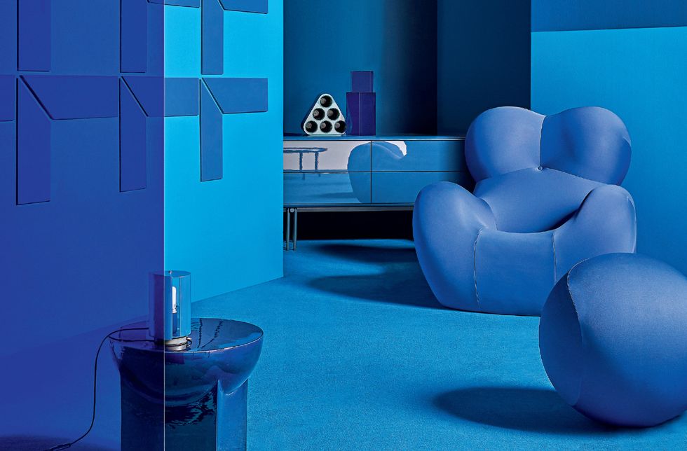 Blue, Turquoise, Furniture, Interior design, Room, Cobalt blue, Couch, Azure, Aqua, Living room, 