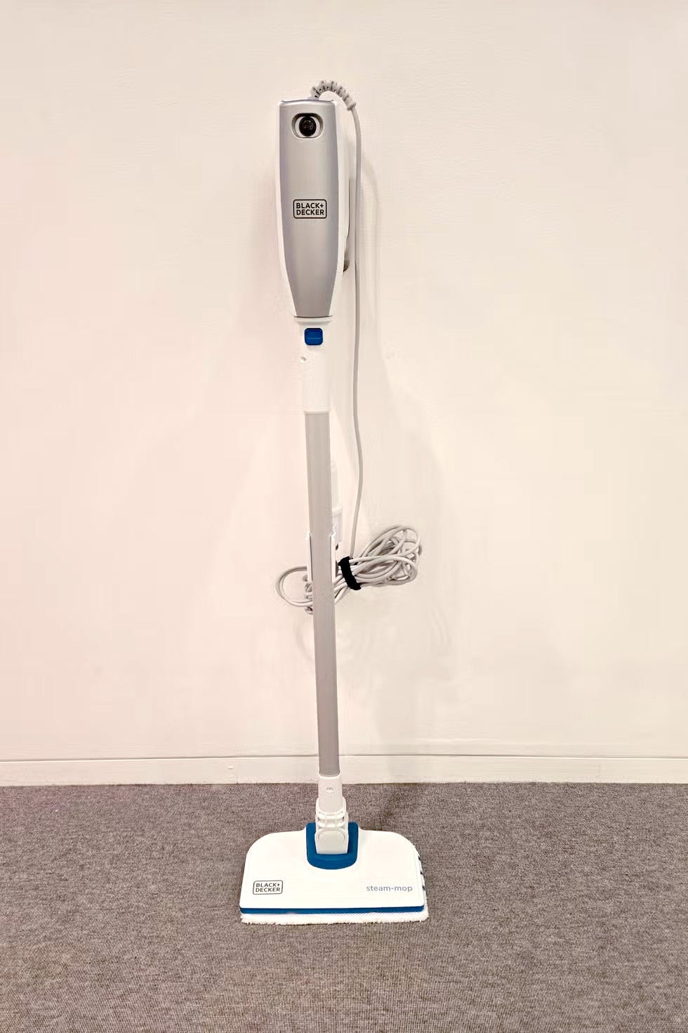 black and decker steam mop designed for floor and household cleaning