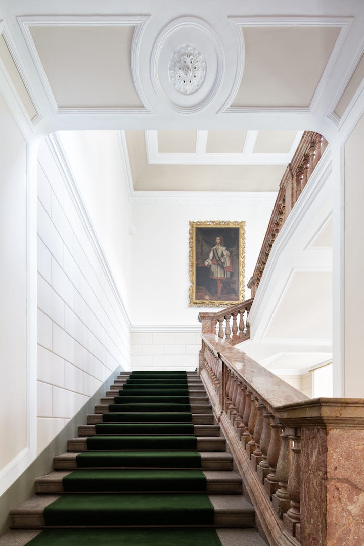 Stairs, Ceiling, Property, Building, Architecture, Handrail, Interior design, Room, House, Molding, 