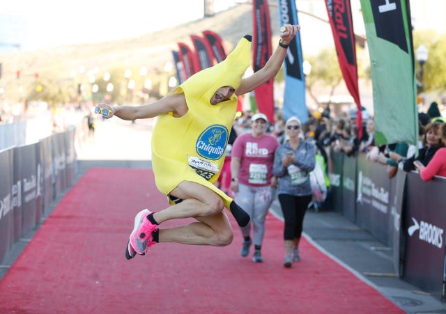 man runs marathon in banana suit