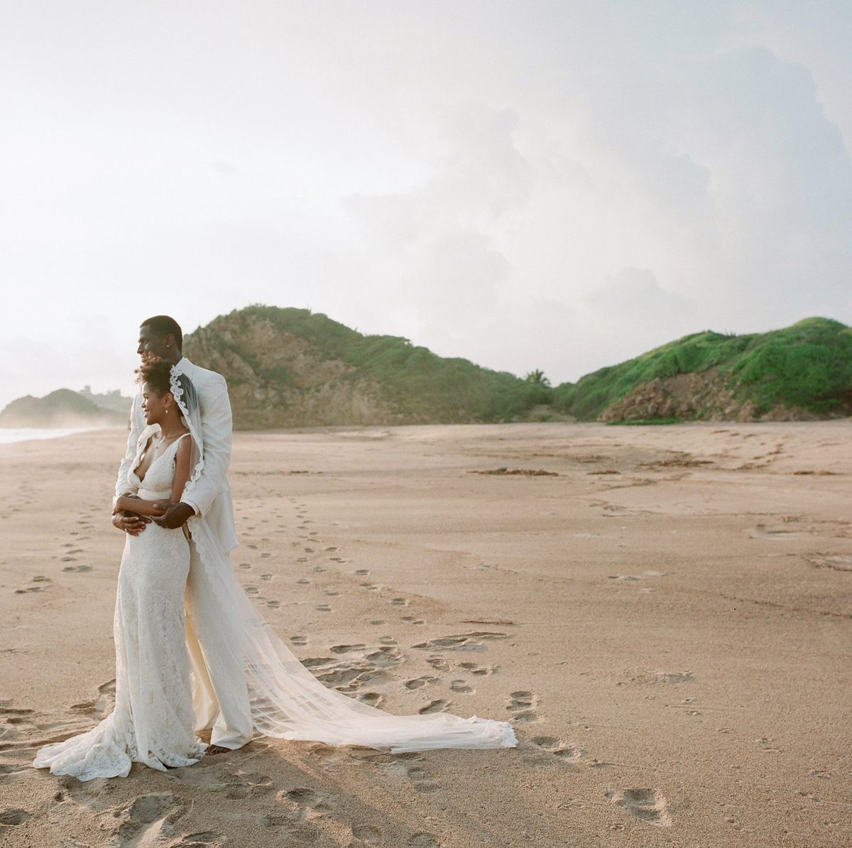 12 Beach Wedding Ideas - 12 Ways to Elevate a Beach Wedding