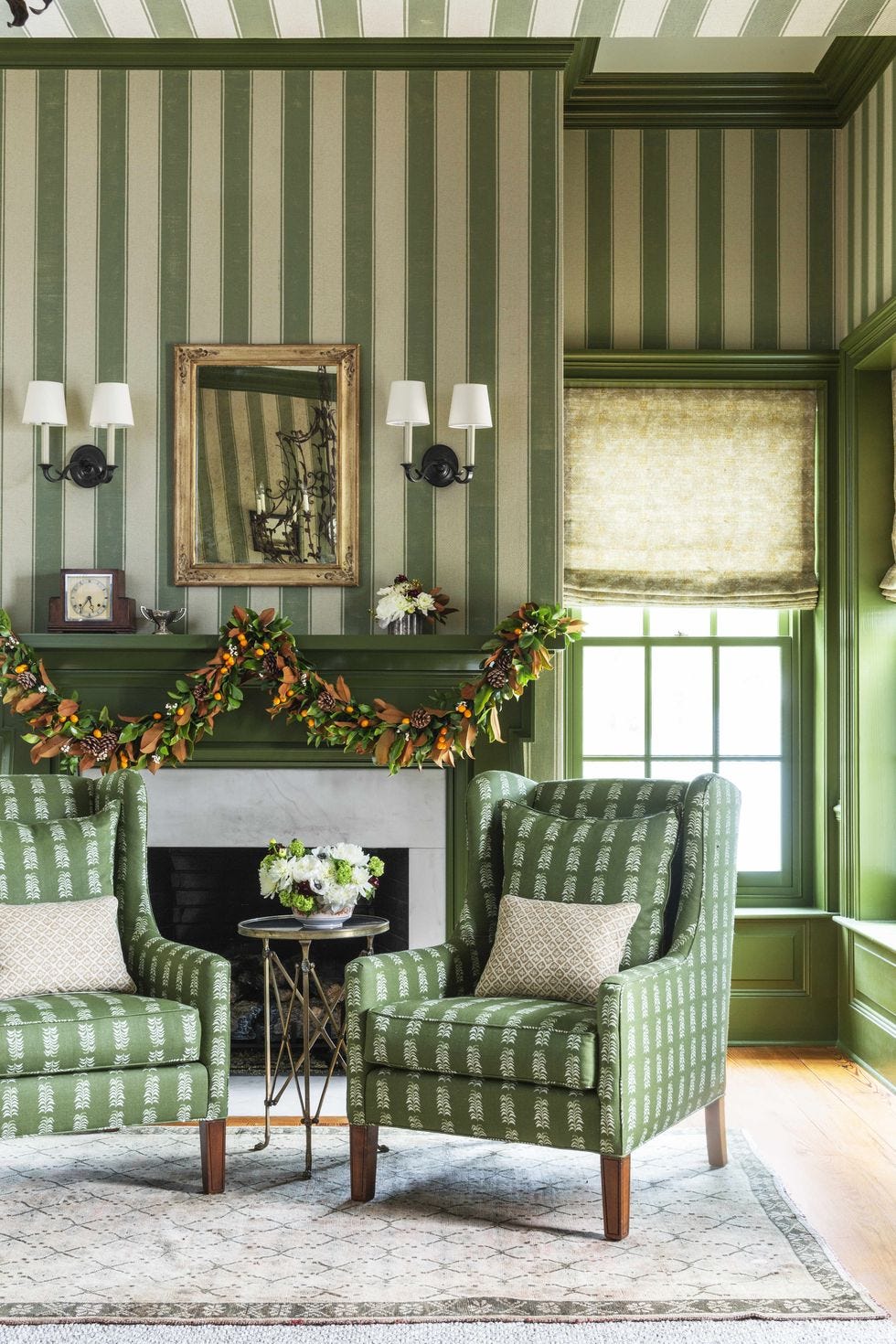 living room holiday decor