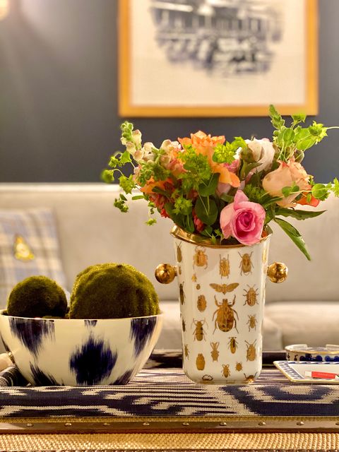 elle decor coffee table styling tutorial