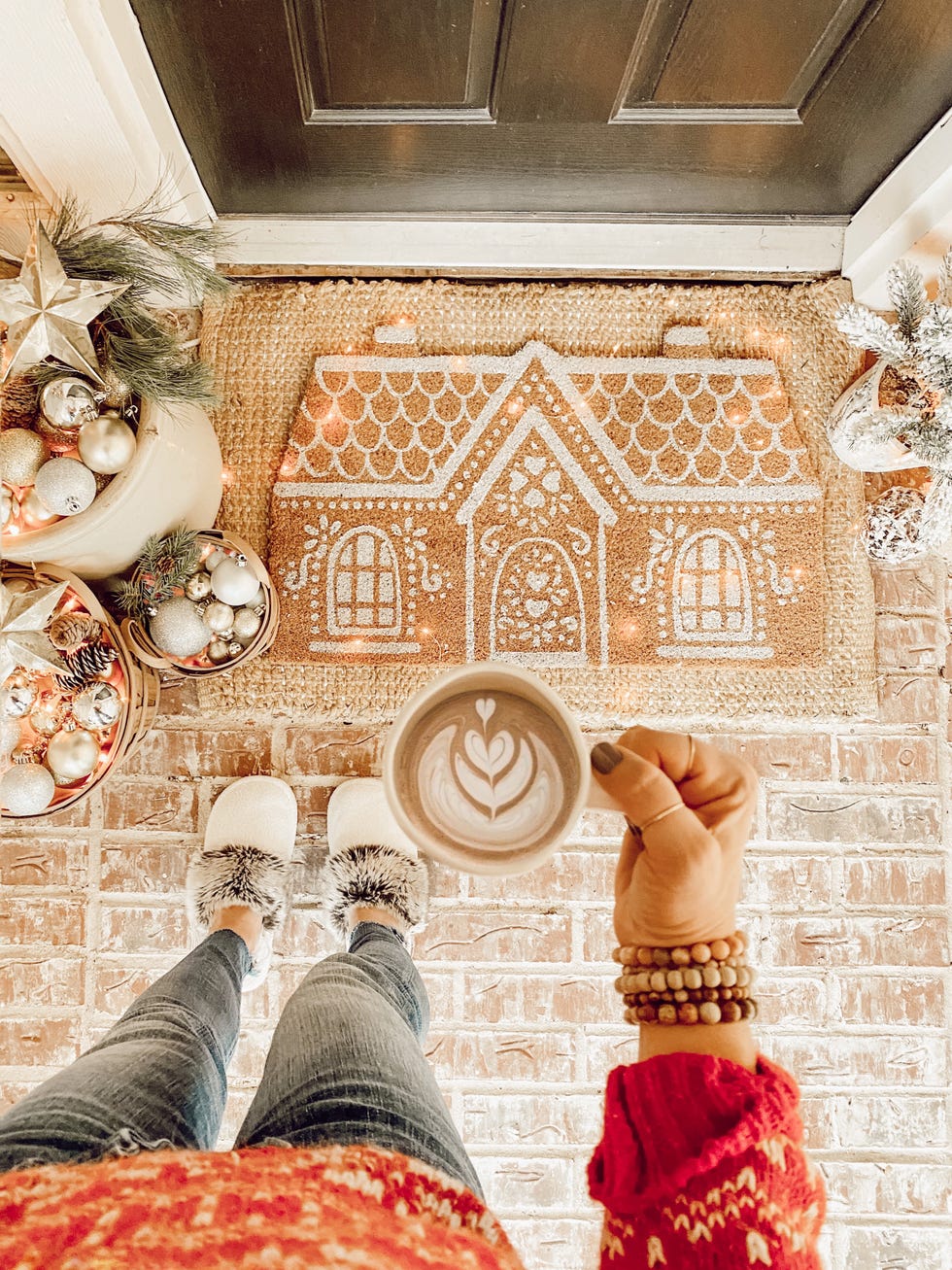 Anthropologie Inspired DIY Gingerbread House Doormat