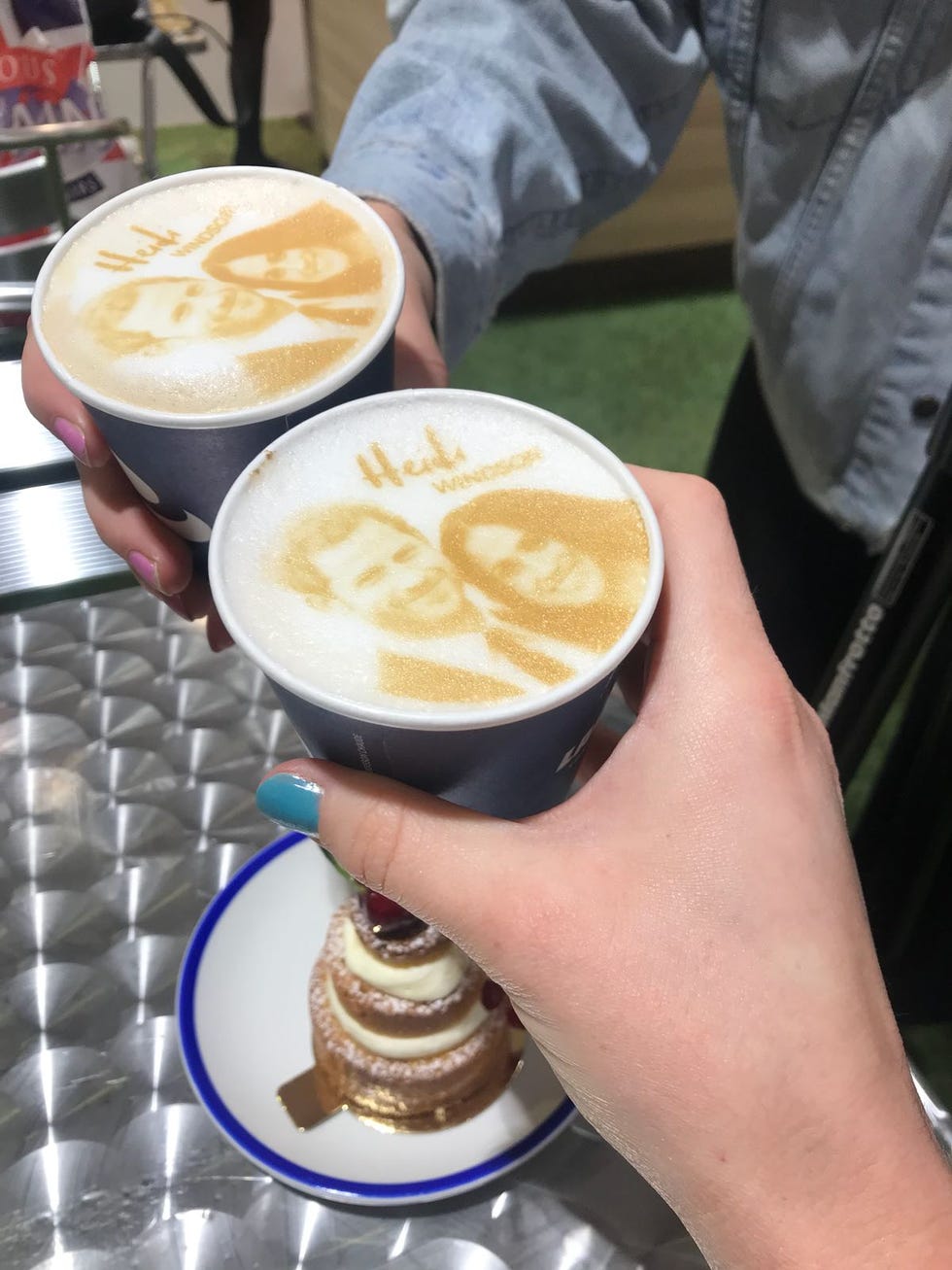 Latte, Food, Drink, Coffee, Cortado, Dish, Cuisine, Caffè macchiato, Ingredient, Espresso con panna, 
