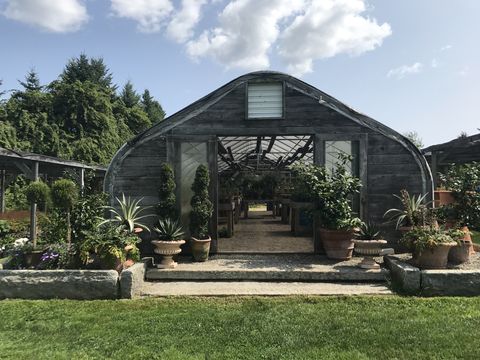 snug harbor farm garden shop