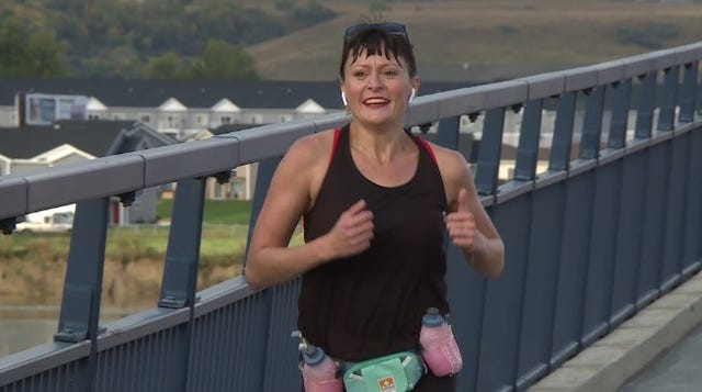 Muscle, Arm, Bridge, Recreation, Vacation, Chest, Smile, Leisure, Nonbuilding structure, Travel, 