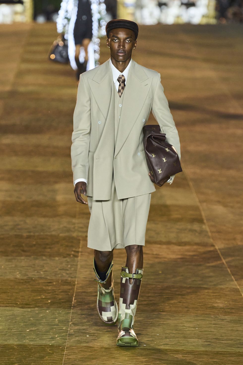 LOUIS VUITTON moda uomo P/E 2022: le foto della sfilata Louis Vuitton