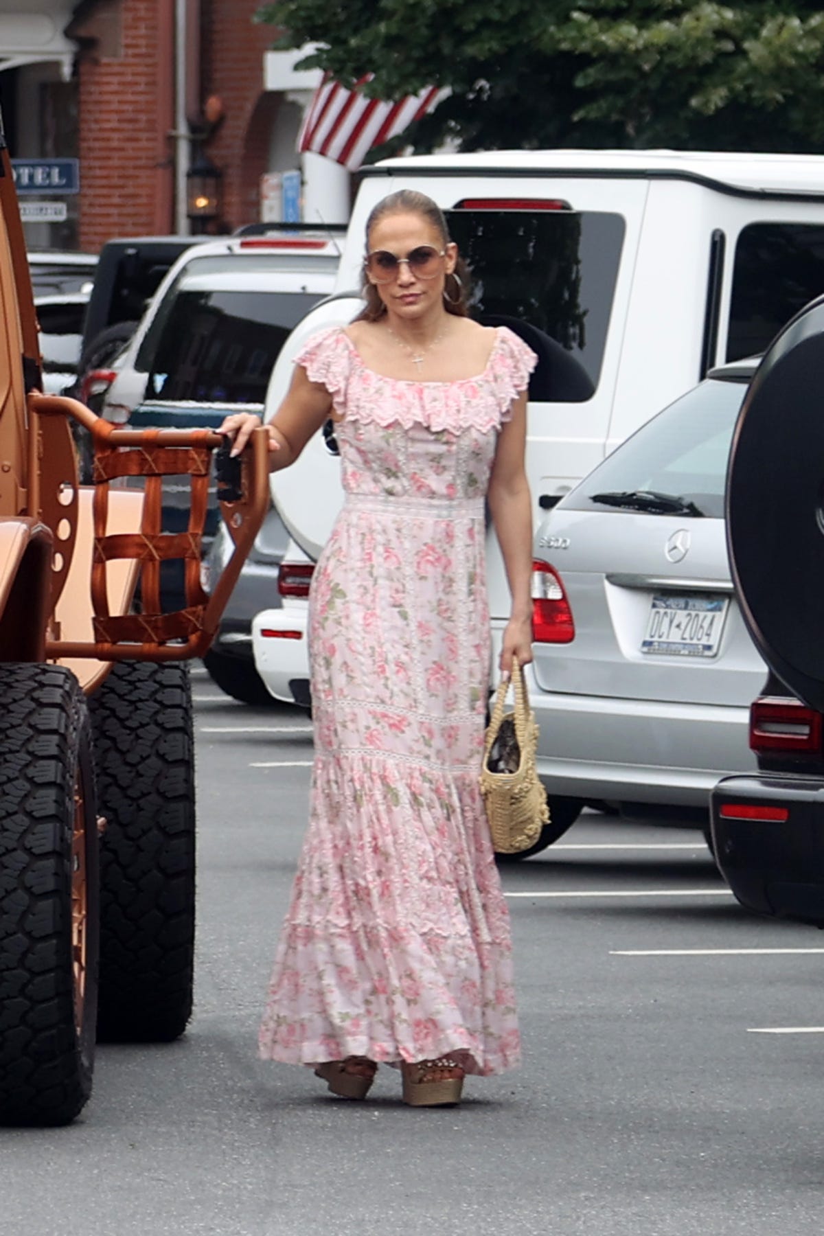 Jennifer Lopez Is a Sight for Sore Eyes in a Romantic Pink Summer Dress