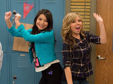 ICarly': Jennette McCurdy Says She Was Yelled at During First Kiss
