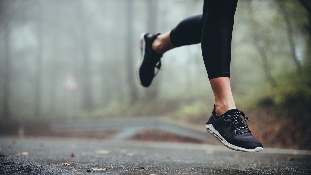 descanso Resaltar sílaba Las mejores zapatillas negras de mujer para hacer running