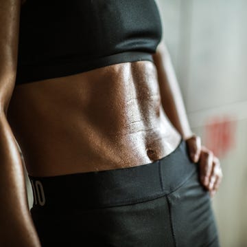 abdomen marcado abdomen marcado
