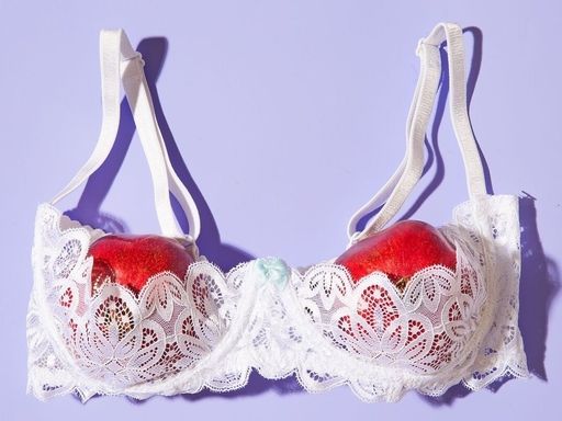 21 Bra Jokes That Are Too Real For Anyone Who's Worn A Bra