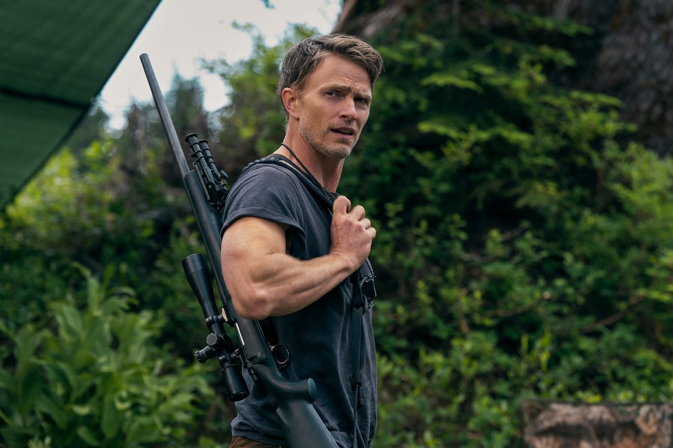 Wilson Bethel als Shane