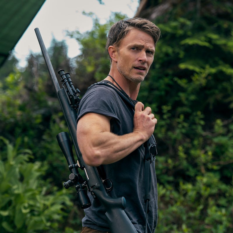 Wilson Bethel als Shane