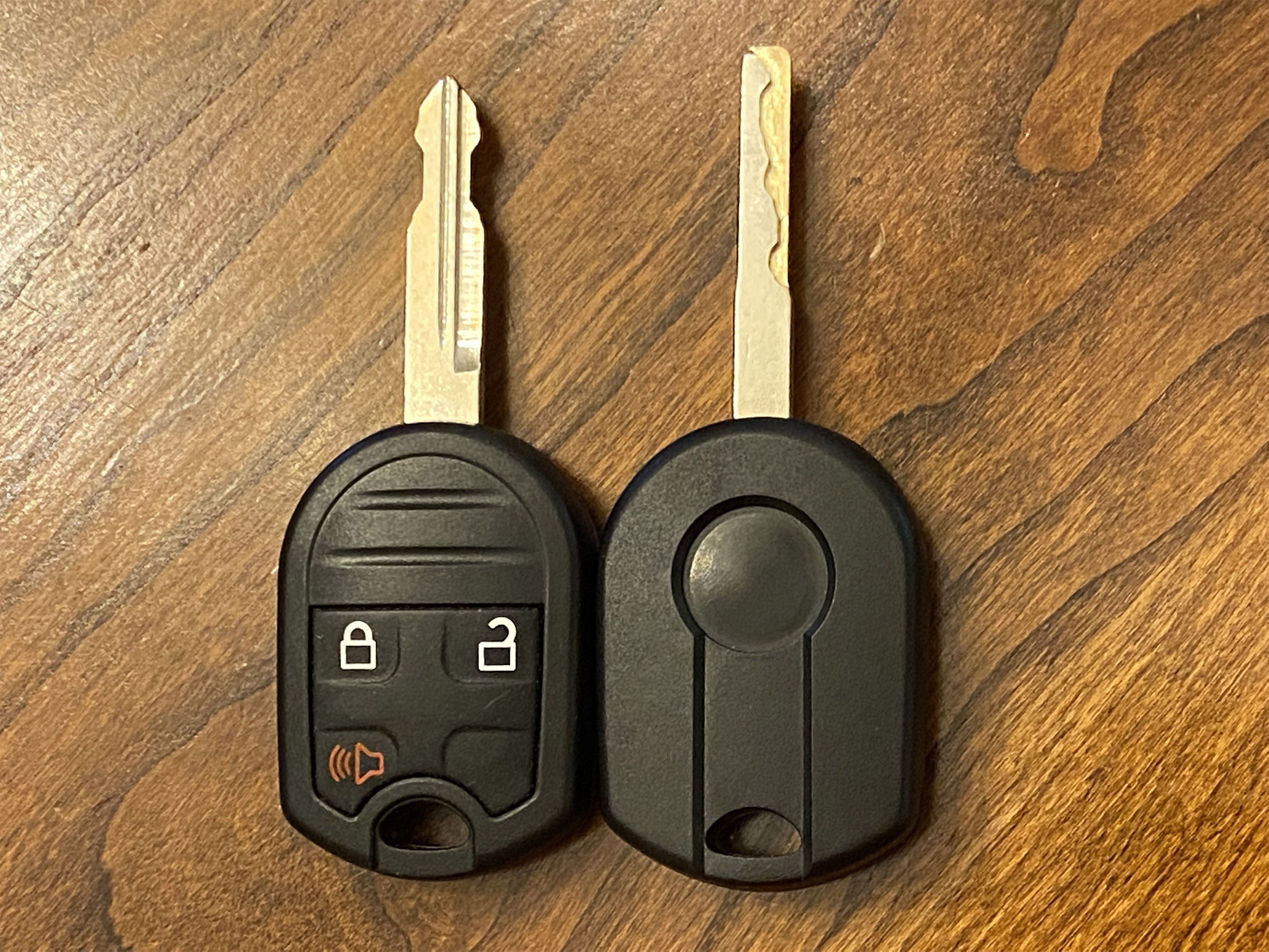 Locksmith in Workshop Makes New Key. Professional Making Key in Locksmith.  Person Who Makes and Repairs Keys and Locks. Key Maker. Stock Photo - Image  of hardware, keys: 109475870