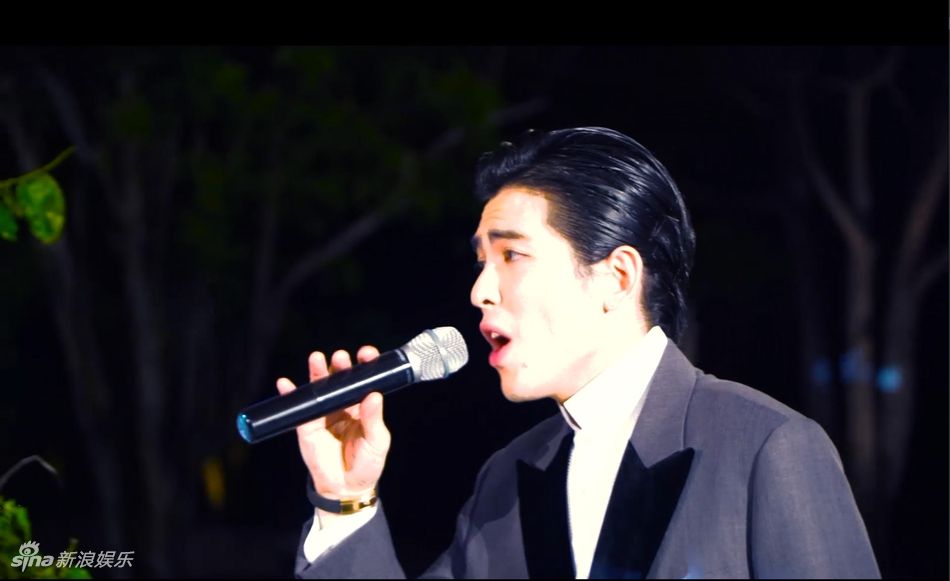 Singing, Song, Singer, Performance, Music, Event, Music artist, Performing arts, Pop music, Musician, 