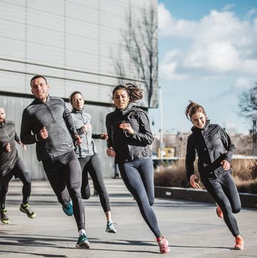grupo corriendo
