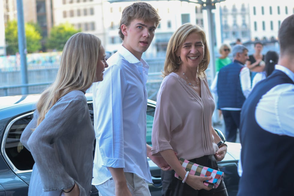 infanta cristina de borbon with miguel and irene urdangarin