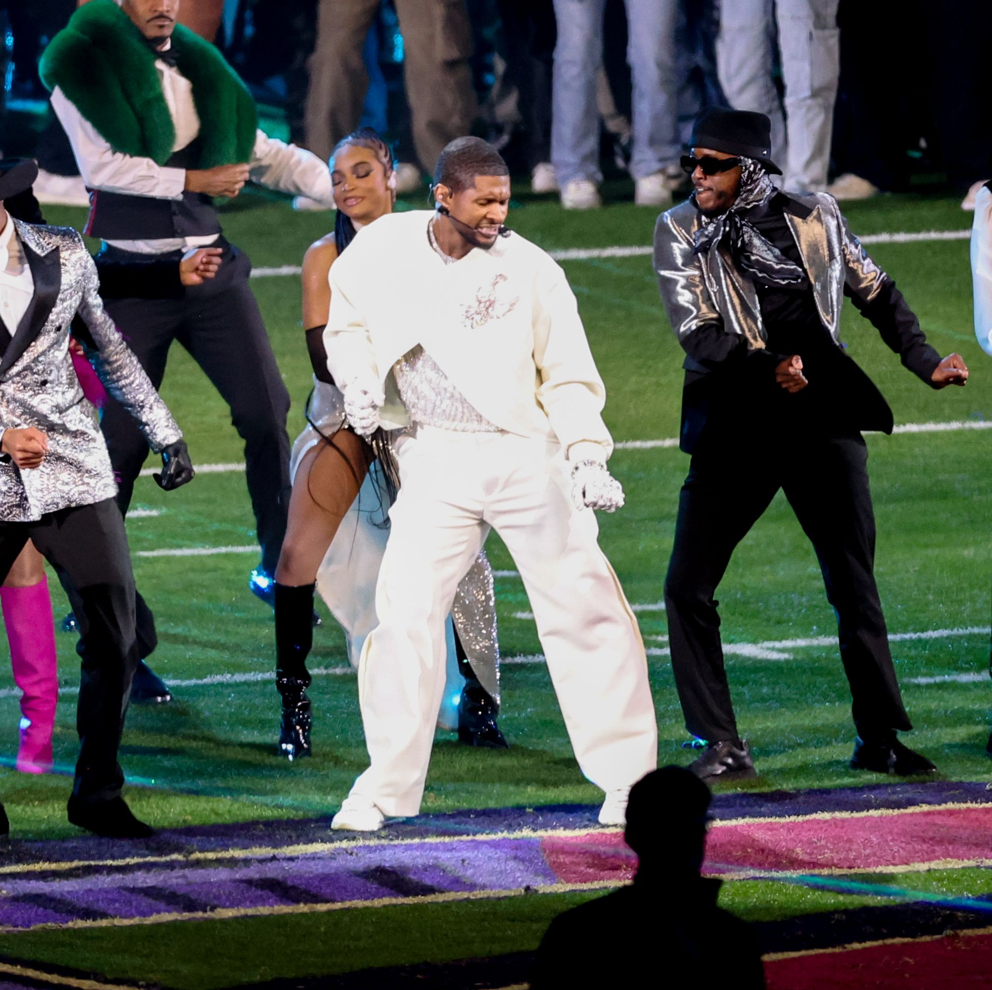 Watch Usher's Full Halftime Performance Right This Way