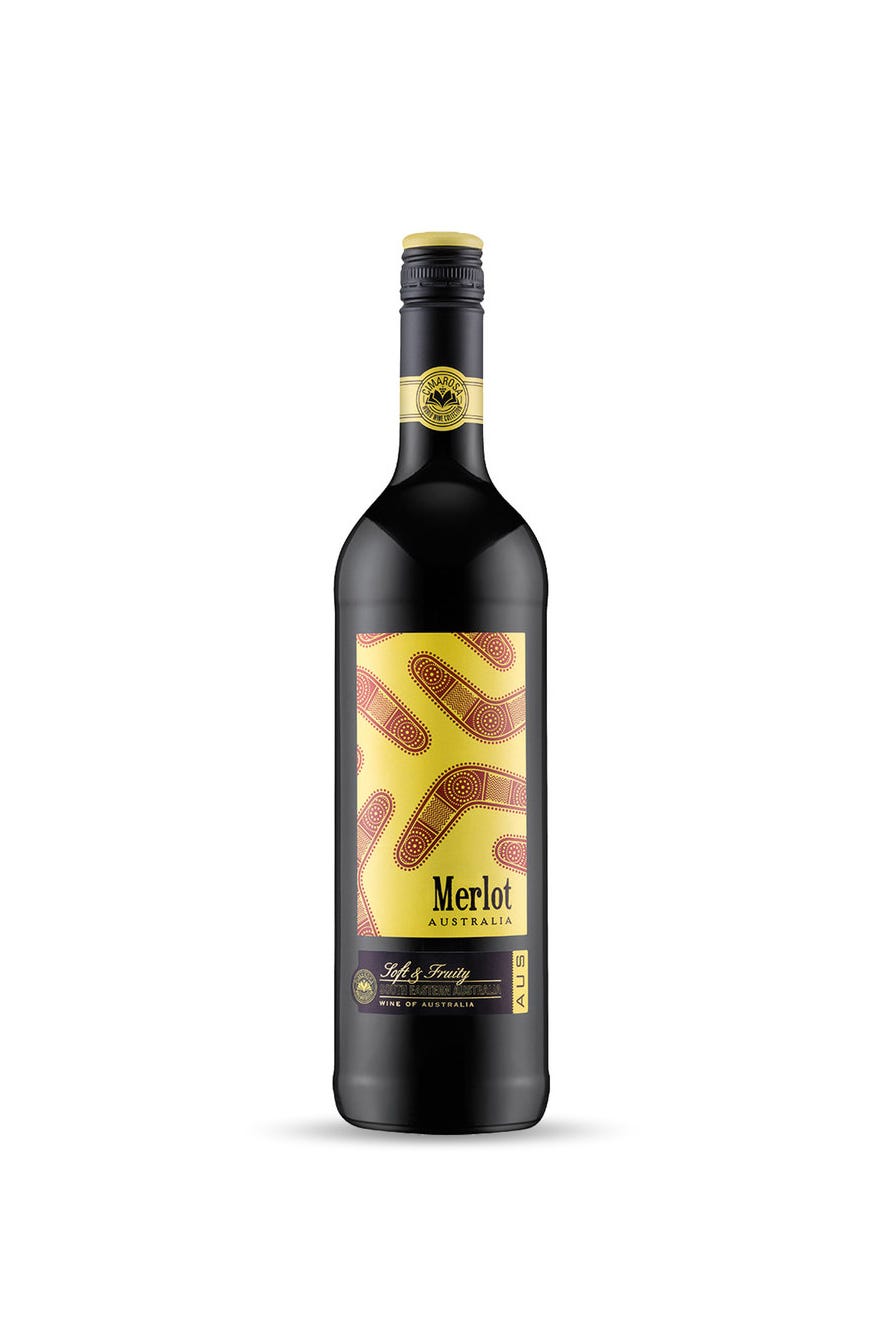 Liqueur, Drink, Alcoholic beverage, Distilled beverage, Bottle, Product, Wine, Alcohol, Glass bottle, Ingredient, 