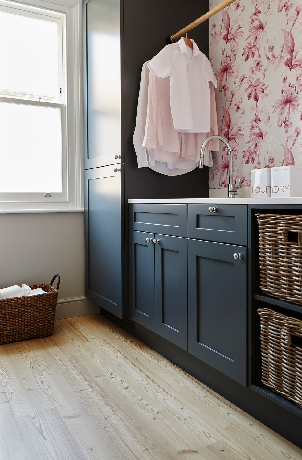 Hanging rails in a utility room