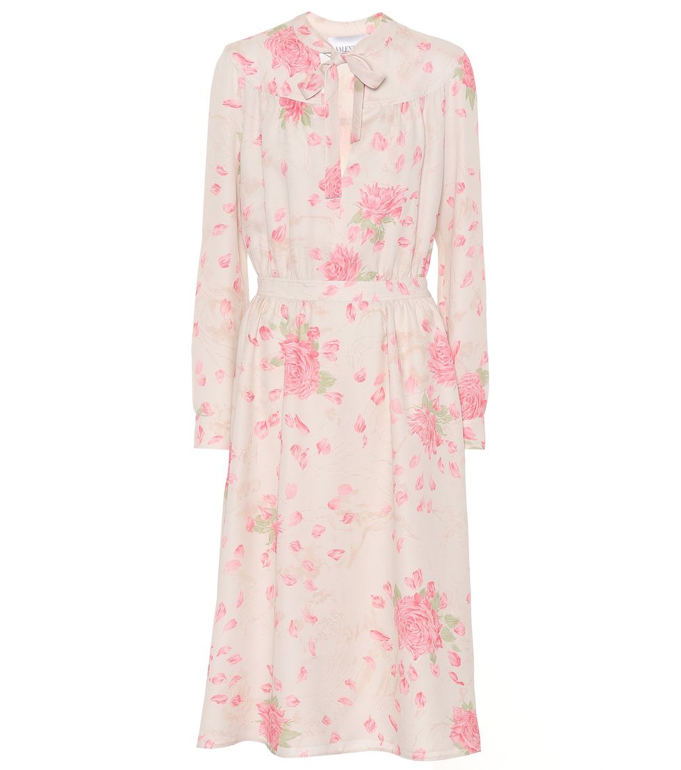 Clothing, Pink, Dress, Day dress, Robe, Sleeve, Nightwear, Gown, Outerwear, Collar, 