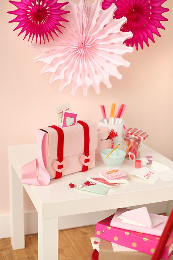 50 Amazing Table Decoration Ideas for Valentine's Day  Diy valentines  decorations, Valentine's day diy, Valentines diy