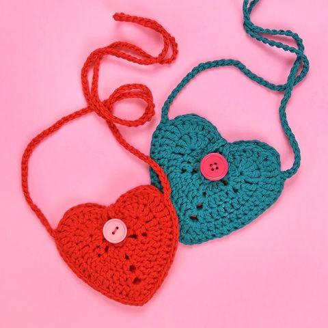 valentines day crafts crochet heart pouch