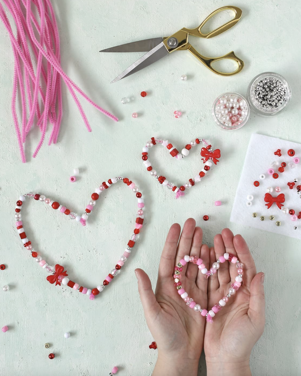 Valentines Day Crafts for Preschoolers - Frosting and Glue- Easy