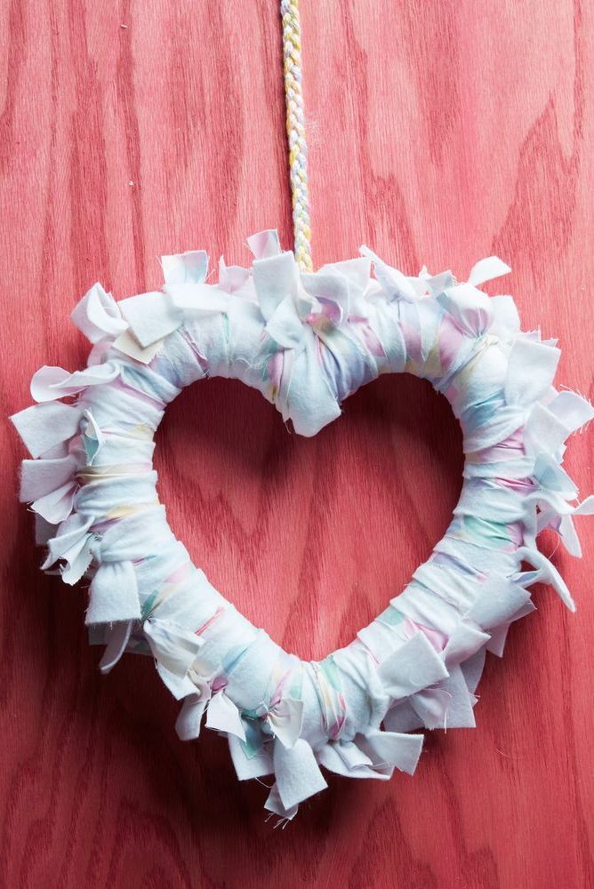 valentines day decor heart wreath