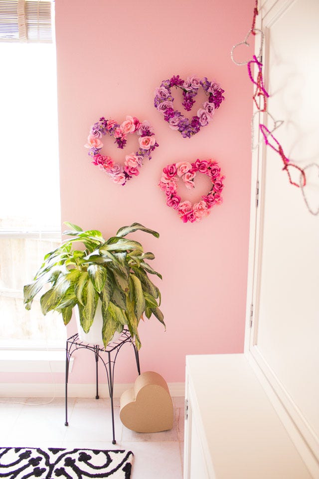 valentines day decor - trio wreath