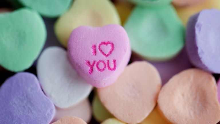 How Do You Say HAPPY VALENTINE'S DAY in Italian? - Getting To Know